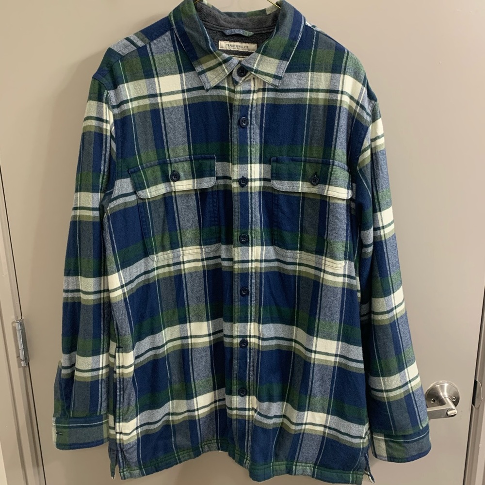 L.L. Bean Fleece Lined Button Up SZ Medium